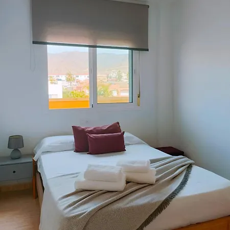 El Jazmin Suites, 3 Hab, Gran Terraza Con Vistas A La Montana Y A 15 Min De La Playa Aguadulce (Almeria)