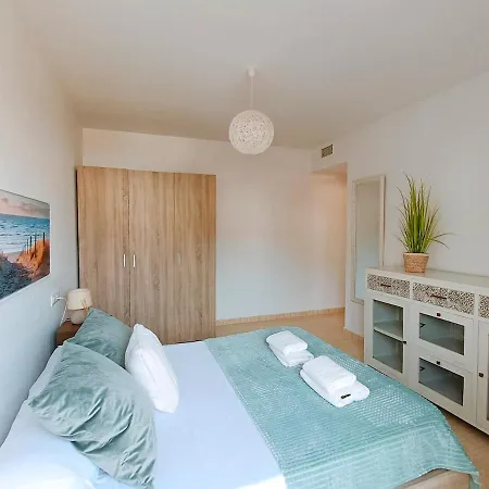 Apartment Apto Jazmin, 3 Hab, Gran Terraza Con Vistas A La Montana Y A 15 Min De La Playa *