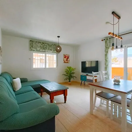 Apto Jazmin, 3 Hab, Gran Terraza Con Vistas A La Montana Y A 15 Min De La Playa Apartment Aguadulce (Almeria)